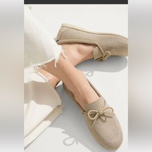 NWOT Rothy’s The Boat Shoe in Shimmery Sand |
Women's Loafers | Size 9